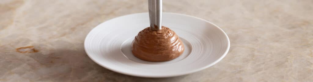 Dark chocolate espuma