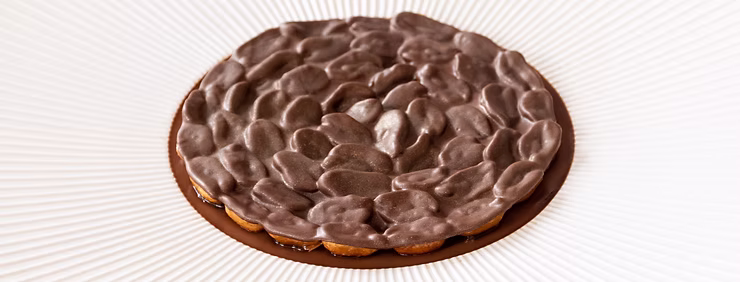 Fine dining snicker dessert