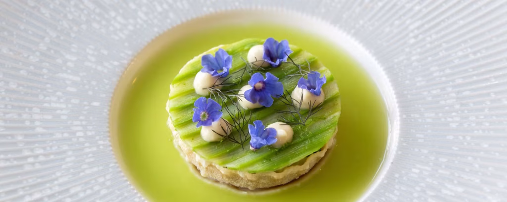Green asparagus pie tee dish