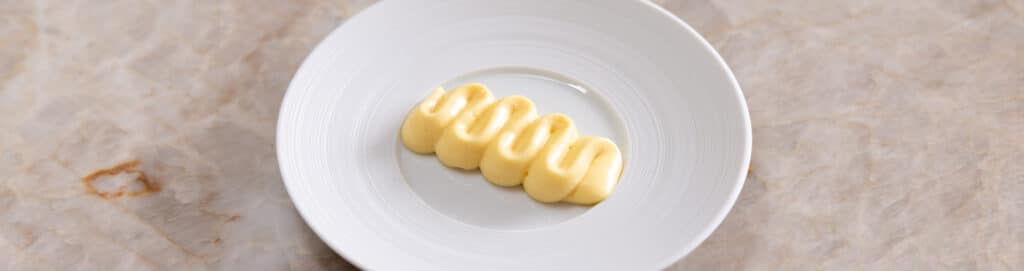 Passionfruit cremeux