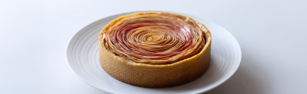Apple pie with frangipane