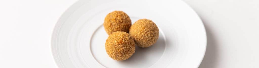 Chicken bitterballen