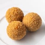 Confit chicken bitterballen