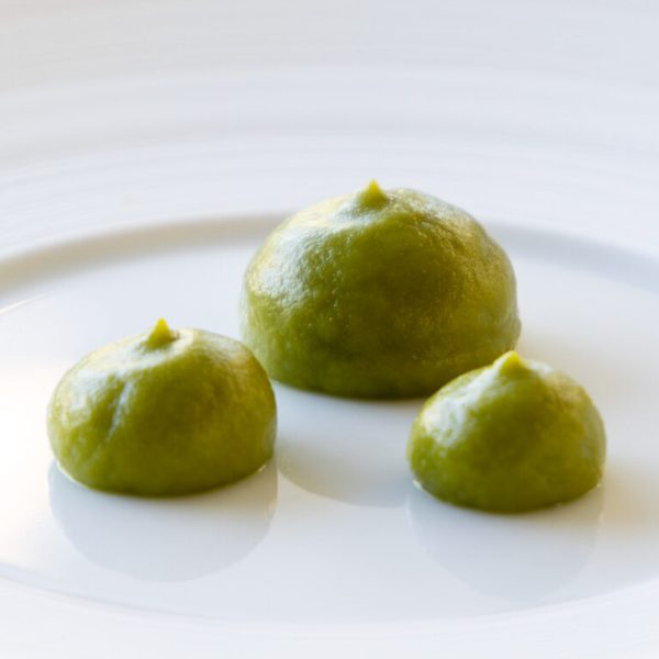 Green pea and wild garlic cream