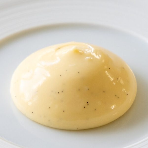 Vanilla and cardamom cream