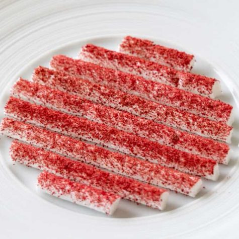 Raspberry meringue sticks