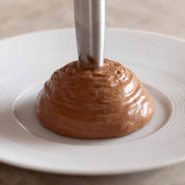 Dark chocolate espuma