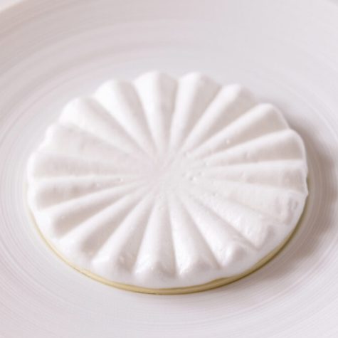 Lilac meringue