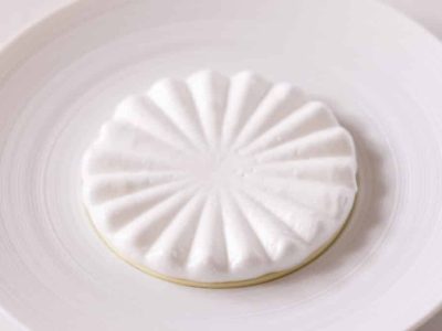 Lilac meringue