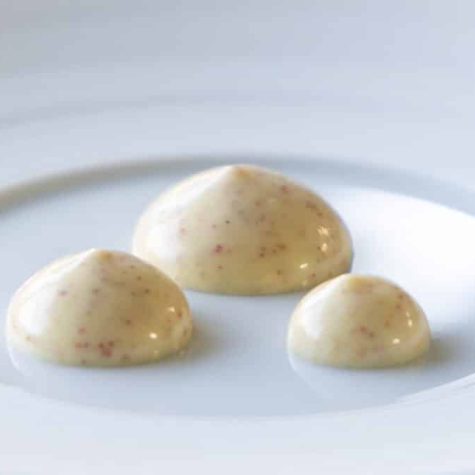 Pink pepper mayonnaise